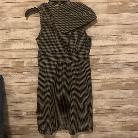 MAURICE’S DRESS - Picture 2 of 2